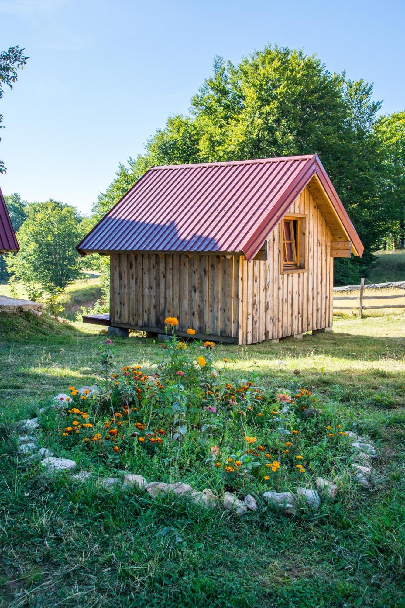 Maple Bungalows Zabljak  Bagian luar foto