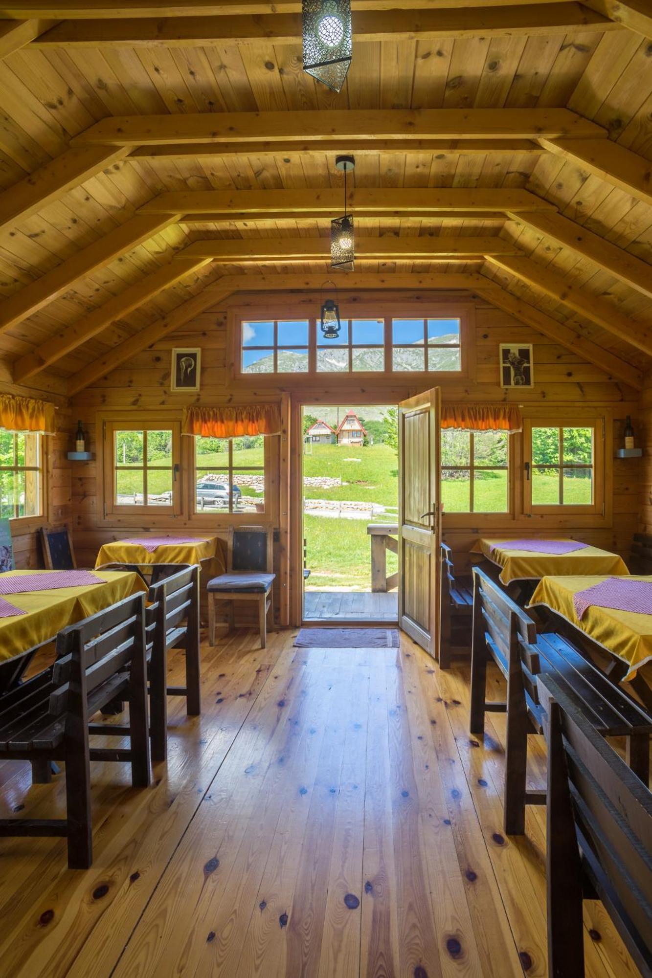 Maple Bungalows Zabljak  Bagian luar foto